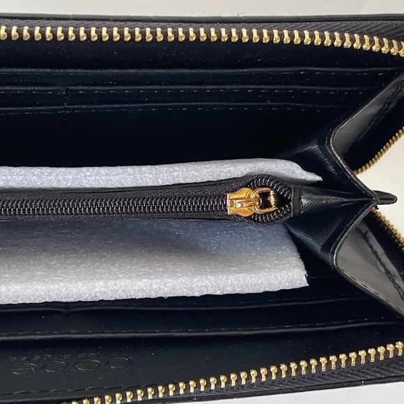 NWT ($49) Bebe Black Wallet Purse Alexandria Wristlet Gold Logo - Picture 7 of 13